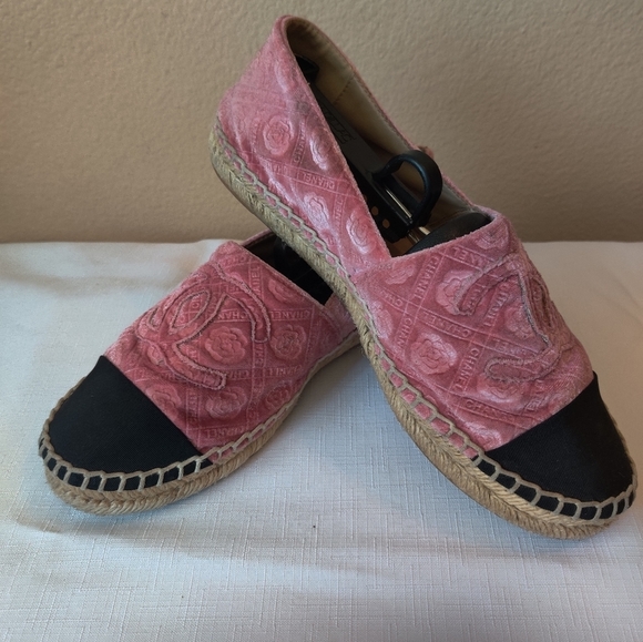 Chanel Pink Velvet Espadrilles - Picture 1 of 5